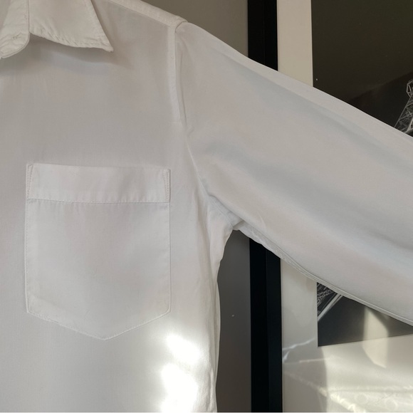 Aritzia Babaton Reno Blouse (S) - Picture 5 of 12